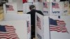 Latinos favorecen el control demócrata de cara a las elecciones, según encuesta para Telemundo