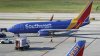 Aviones de Southwest y FedEx evitan por poco una colisión en aeropuerto de Texas