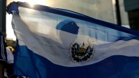 Reporte: Hackean a docenas de periodistas en El Salvador