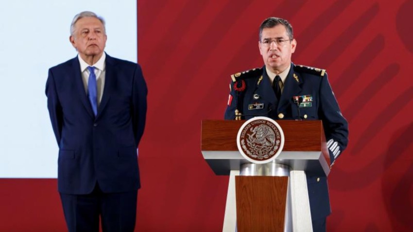 Jay_Gobernador_esta_lanzando_carnadas.jpg