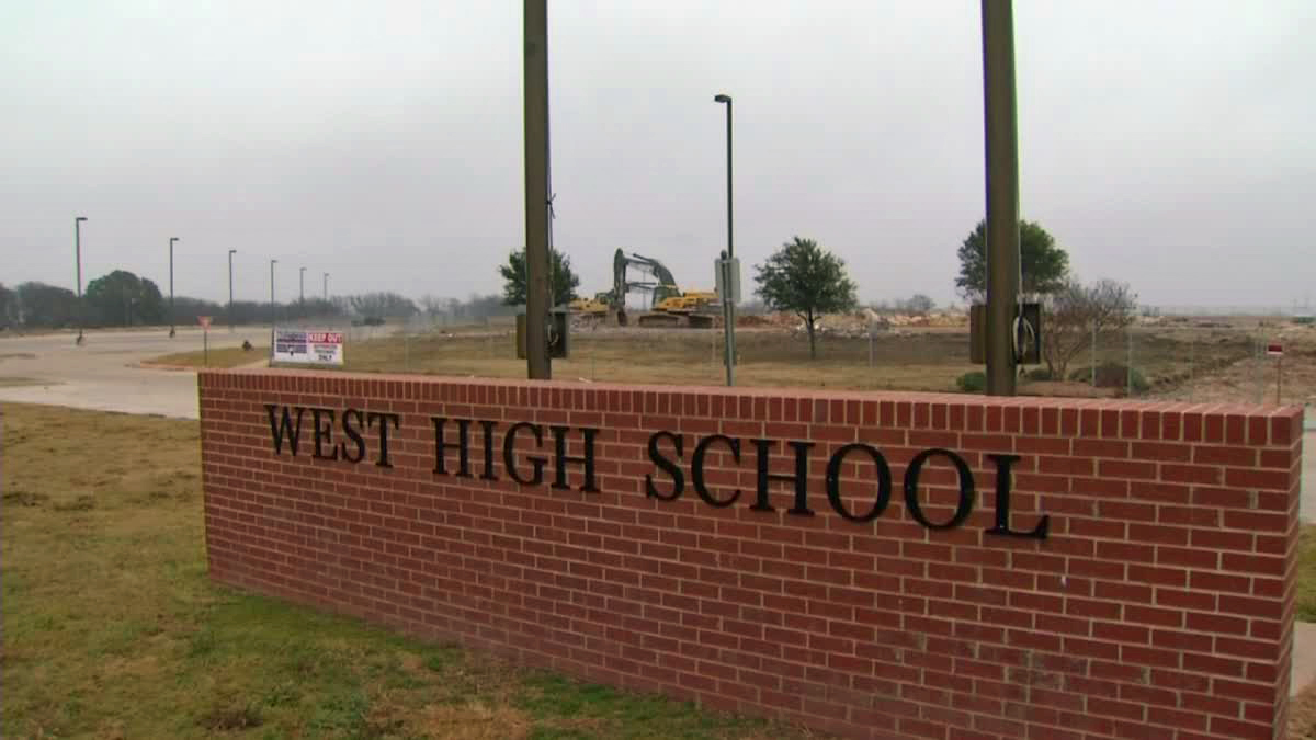 Declaran culpable a exmaestro de West High School por abuso sexual de estudiante en 2017 – Telemundo Utah