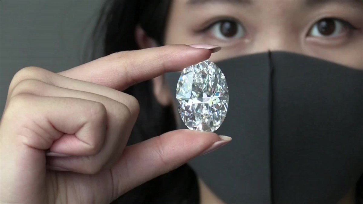 Perfecto Y Raro Cu nto Pagar n Por Este Diamante De 102 Quilates perfecto-y-raro-cu-nto-pagar-n-por-este-diamante-de-102-quilates
