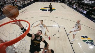 El equipo confirmó la participación del jugador Donovan Mitchell tras una lesión que lo mantuvo fuera desde abril.