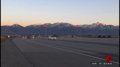 Toma una siesta en la carretera y termina arrestado por la policía en la I-15
