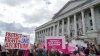 Planned Parenthood y ACLU demandan ley que prohíbe el aborto en Utah tras polémico fallo