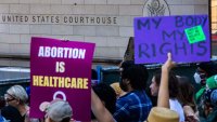 Estallan protestas en todo el país tras el polémico fallo de la Corte Suprema sobre el aborto