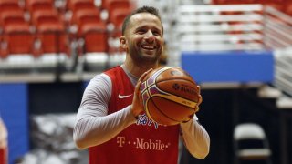Fotografía de archivo en la que se registró al jugador de puertorriqueño de baloncesto José Juan Barea, en San Juan, Puerto Rico.
