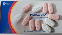 La FDA aprueba la píldora Paxlovid para tratar el COVID-19 en adultos de alto riesgo