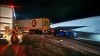 Un vehículo y 5 camiones de carga chocan en la I-80 en Evanston