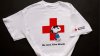 Dona sangre en la Cruz Roja de Utah y recibe una camisa de Snoopy de la serie de “Peanuts”