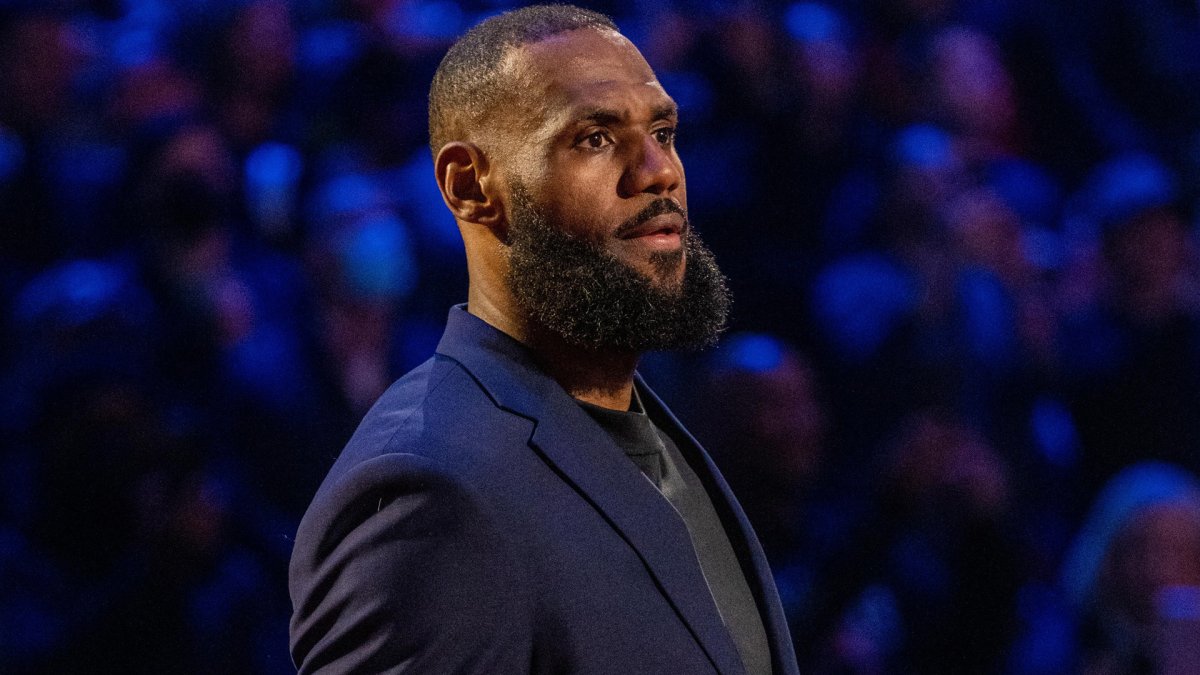 LeBron James Signs with Philadelphia 76ers in Major NBA Move