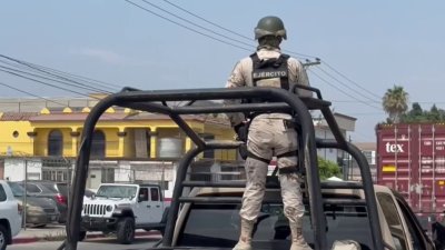 Autoridades mexicanas ubican narcotúnel en predio aledaño a puerto fronterizo en Tijuana