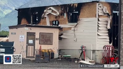 Bomberos controlan incendio de un taller en Harrisville, Utah