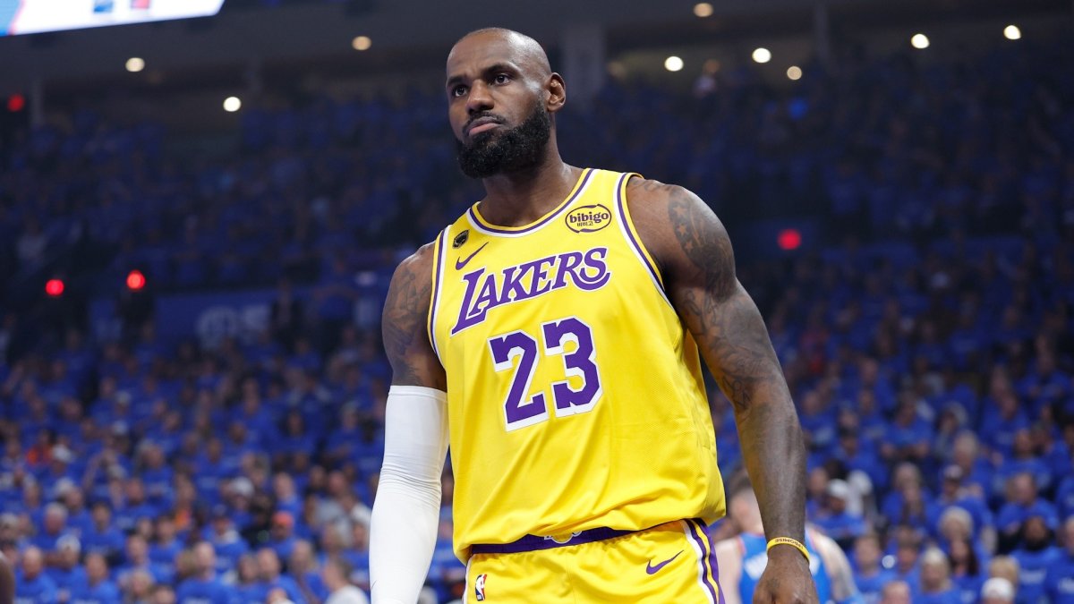 LeBron James Signs Two-Year Deal with Philadelphia 76ers