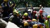 Sobrevivió 16 horas bajo los escombros: así rescataron a una mujer tras terremoto en Colombia