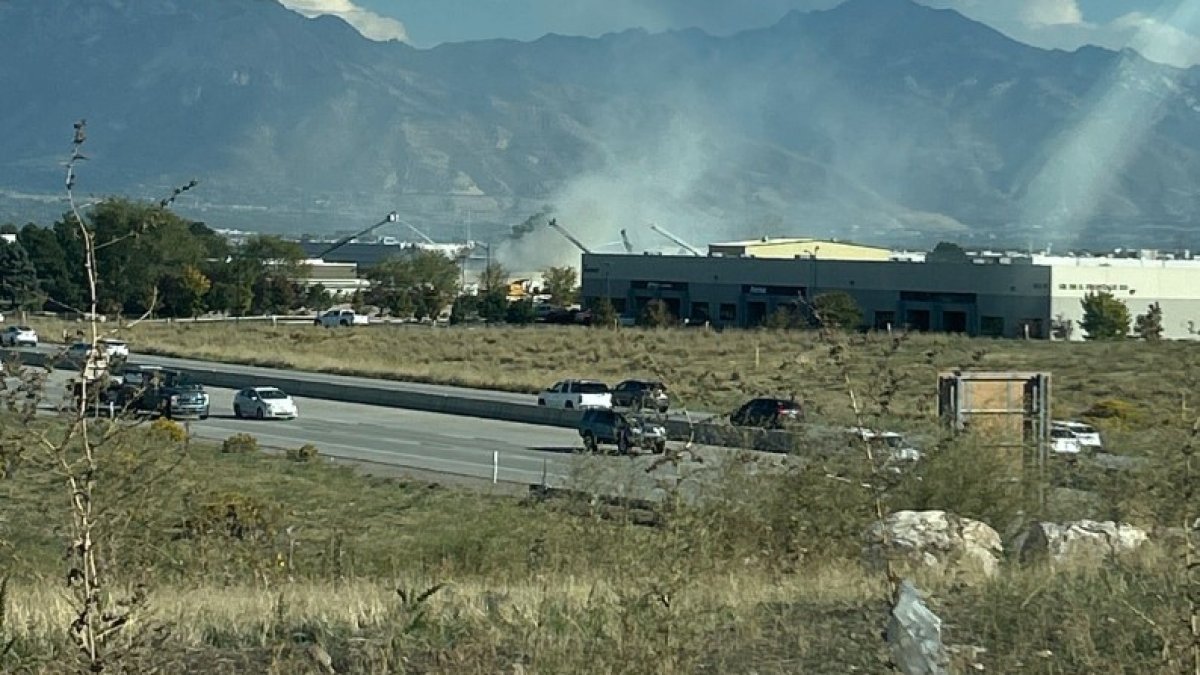 Una columna de humo se vio en el oeste del Valle de Salt Lake y esto es lo que se sabe